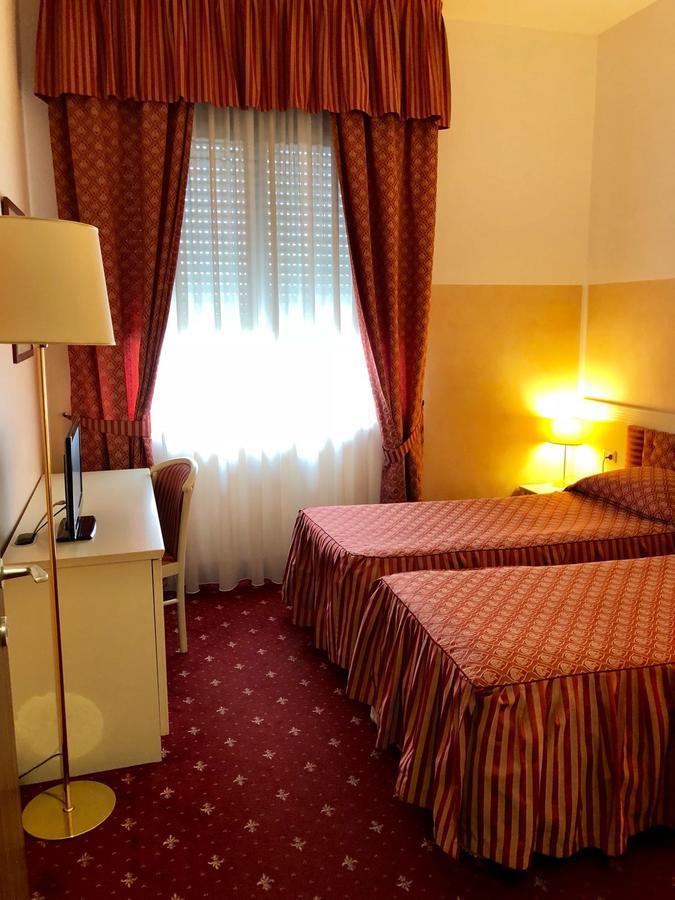 Hotel Internazionale Gorizia Esterno foto