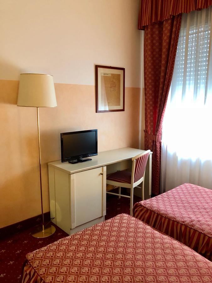 Hotel Internazionale Gorizia Esterno foto